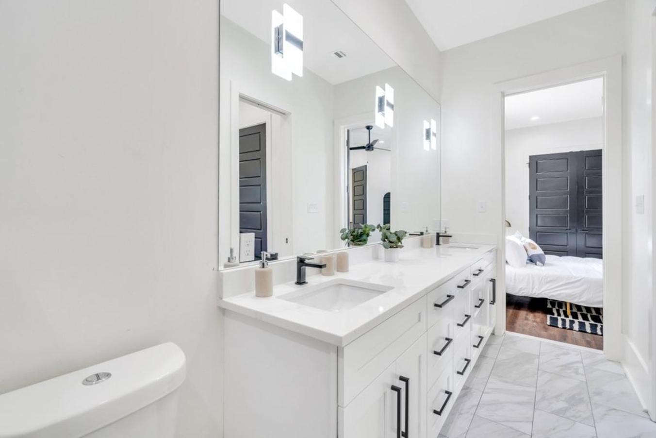 Holiday home Modern 5br In Mid-city, Walk To Streetcar New Orleans