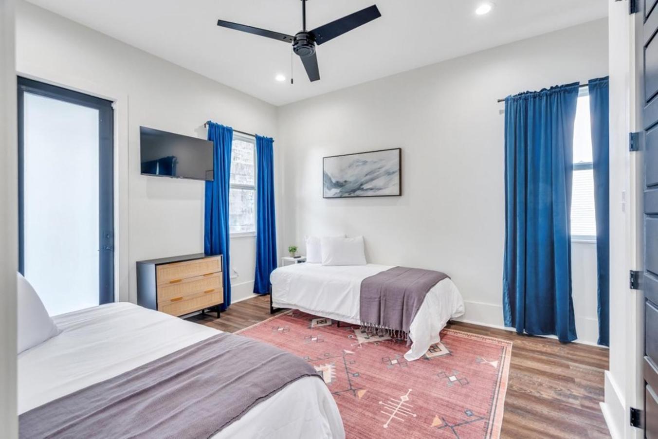 Holiday home Modern 5br In Mid-city, Walk To Streetcar New Orleans